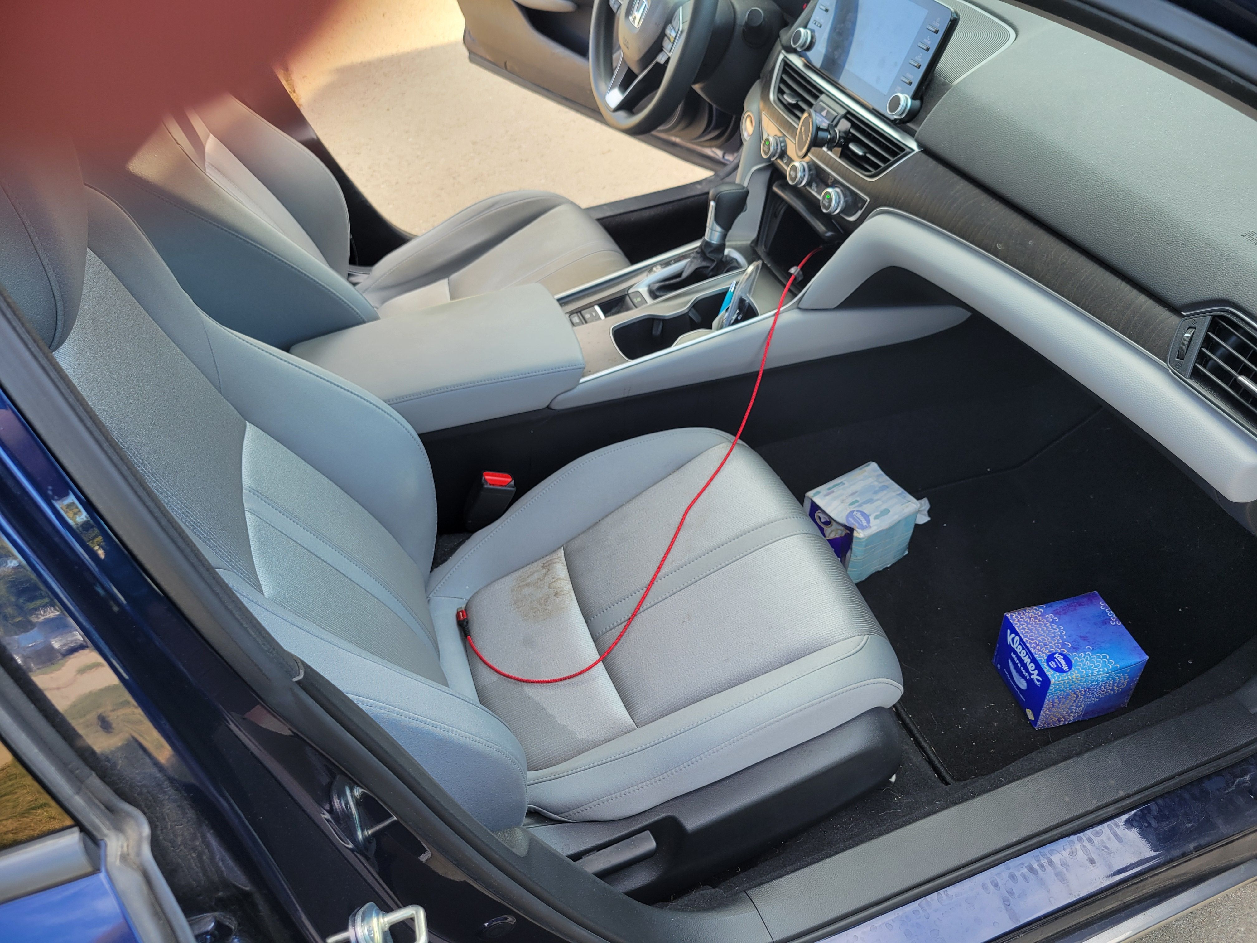 Used 2018 Honda Accord EX image 10