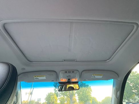 Used 2013 Volvo XC90 3.2 R-Design image 23