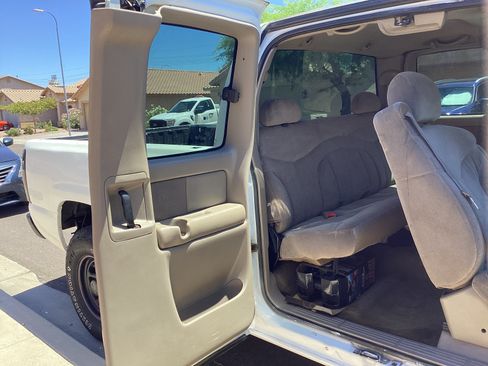 Used 2001 GMC Sierra 1500 4x4 Extended Cab w/ Convenience Plus Group image 6