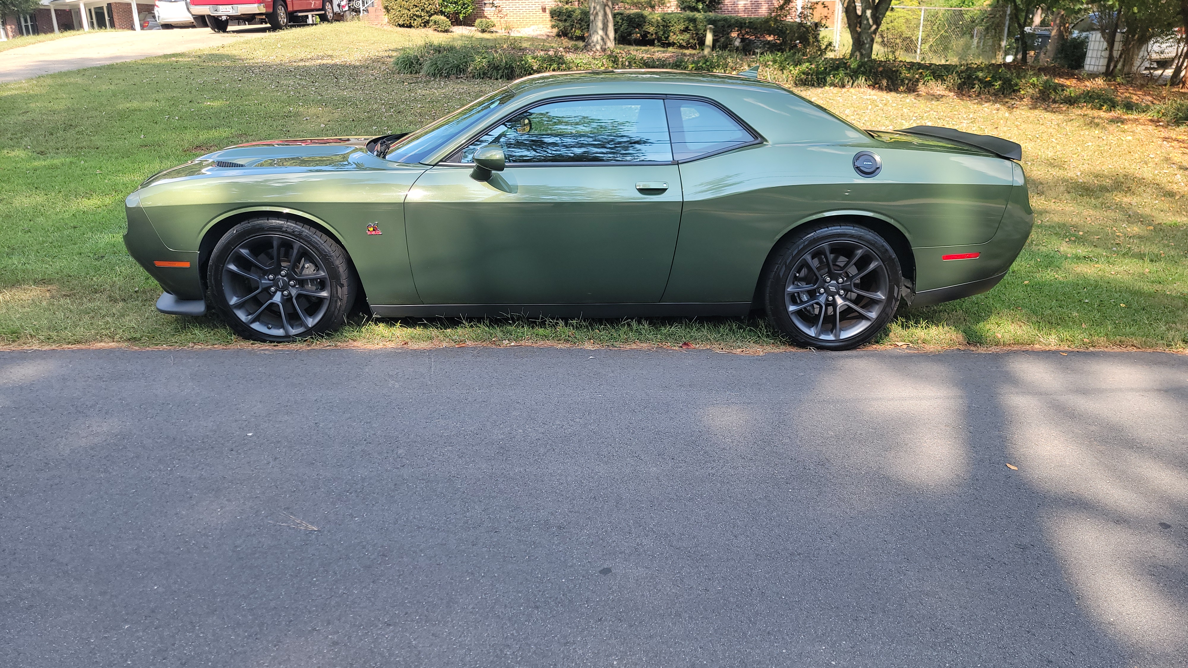 Used 2019 Dodge Challenger R/T Scat Pack RWD image 4