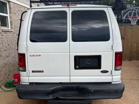 Used 2008 Ford E-150 and Econoline 150 Extended RWD image 25