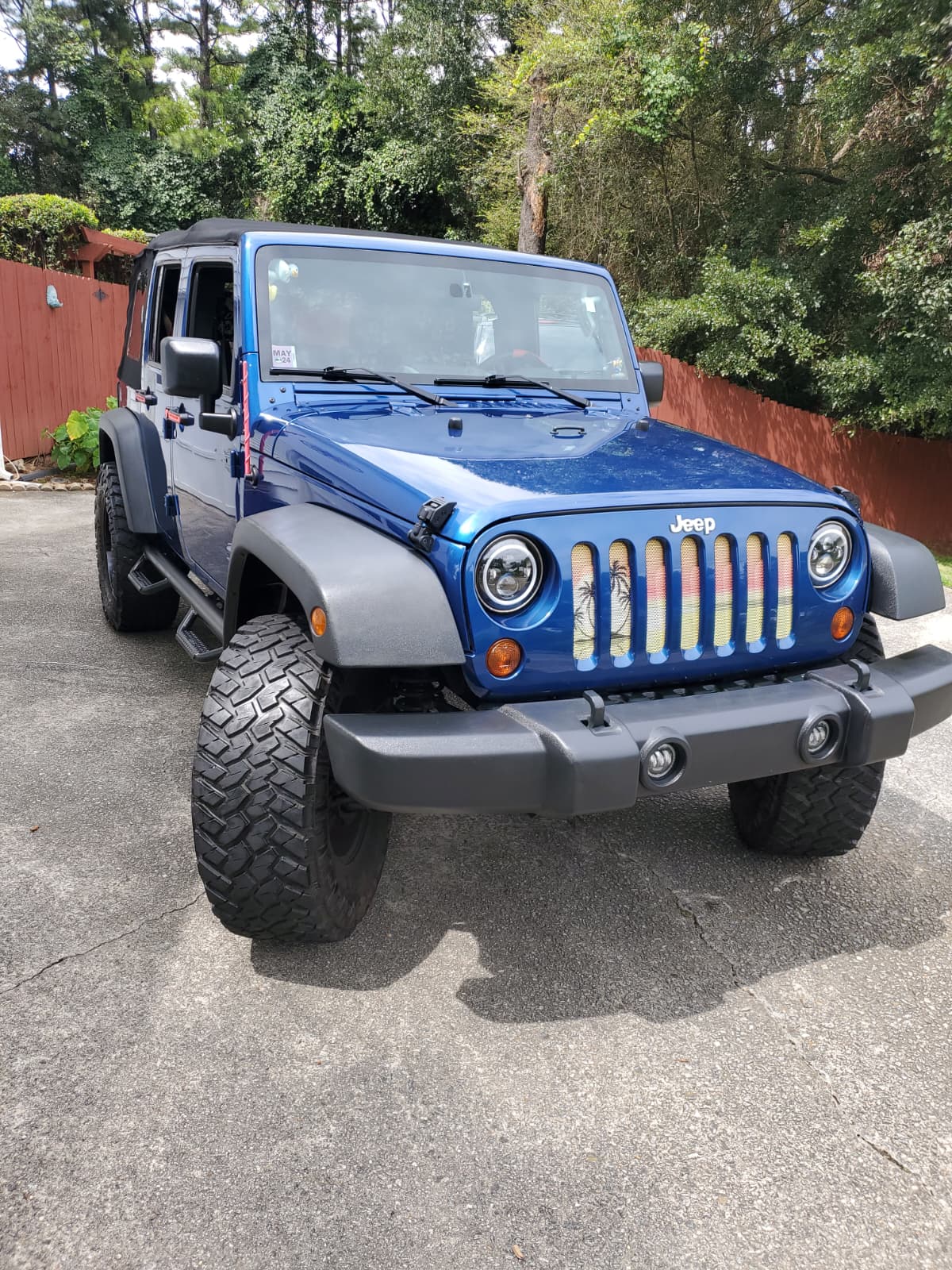 Used 2010 Jeep Wrangler Unlimited Sport AWD/4WD image 4