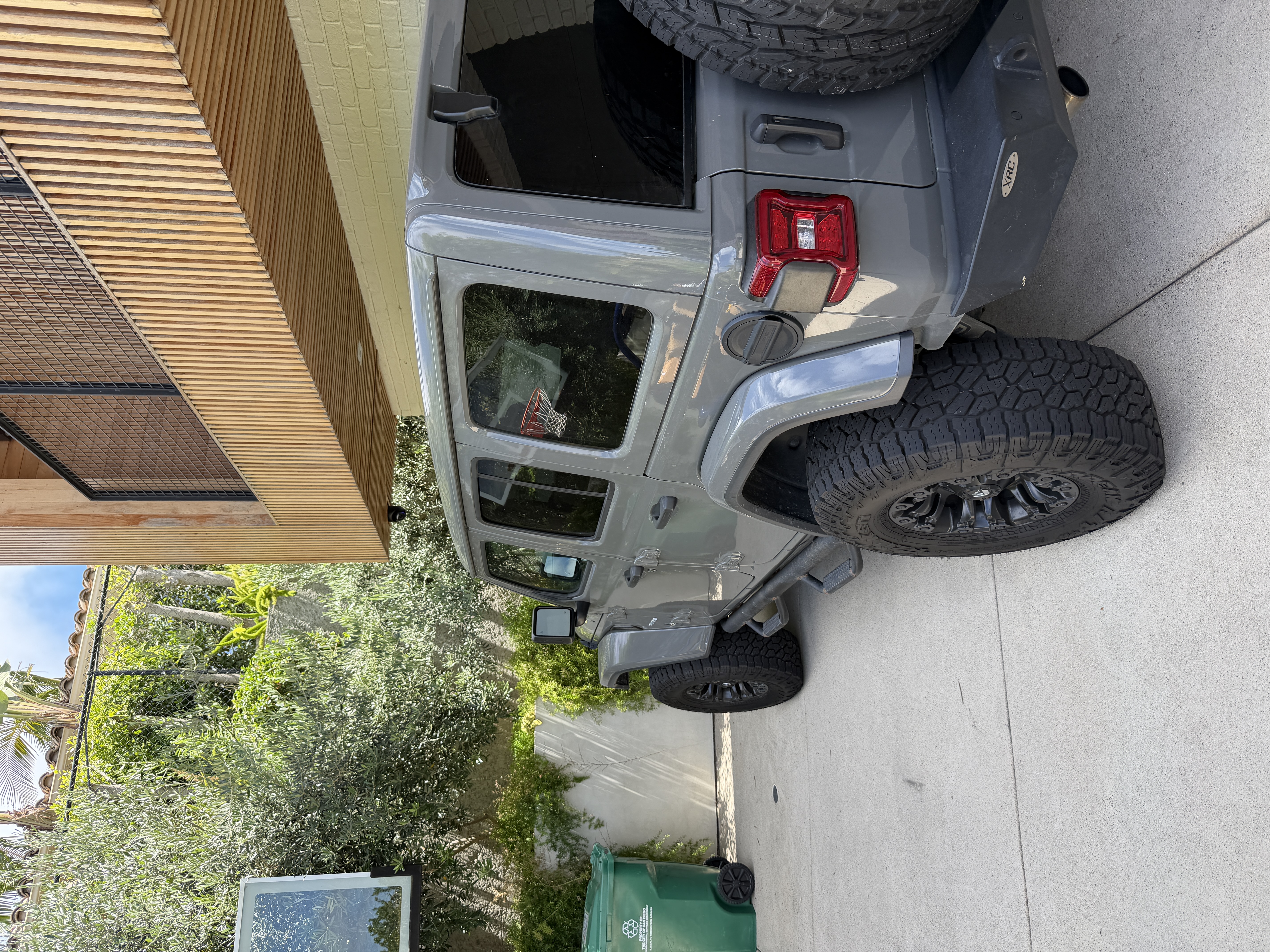 Used 2020 Jeep Wrangler Unlimited Sahara AWD/4WD image 1