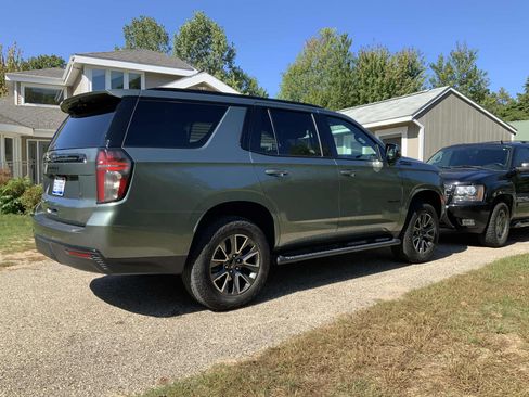 Used 2024 Chevrolet Tahoe Z71 w/ Z71 Off-Road Package image 5