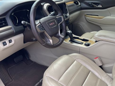 Used 2017 GMC Acadia Denali w/ Technology Package image 10