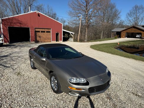 Used 2002 Chevrolet Camaro Z28 image 4