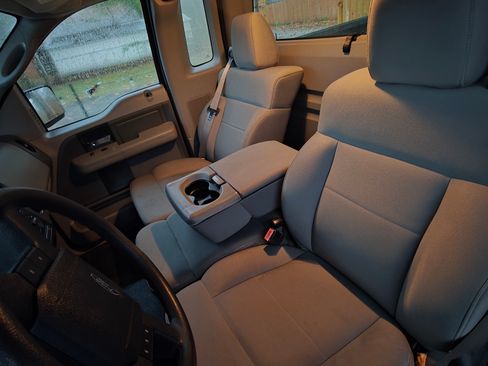 Used 2008 Ford F150 STX image 9