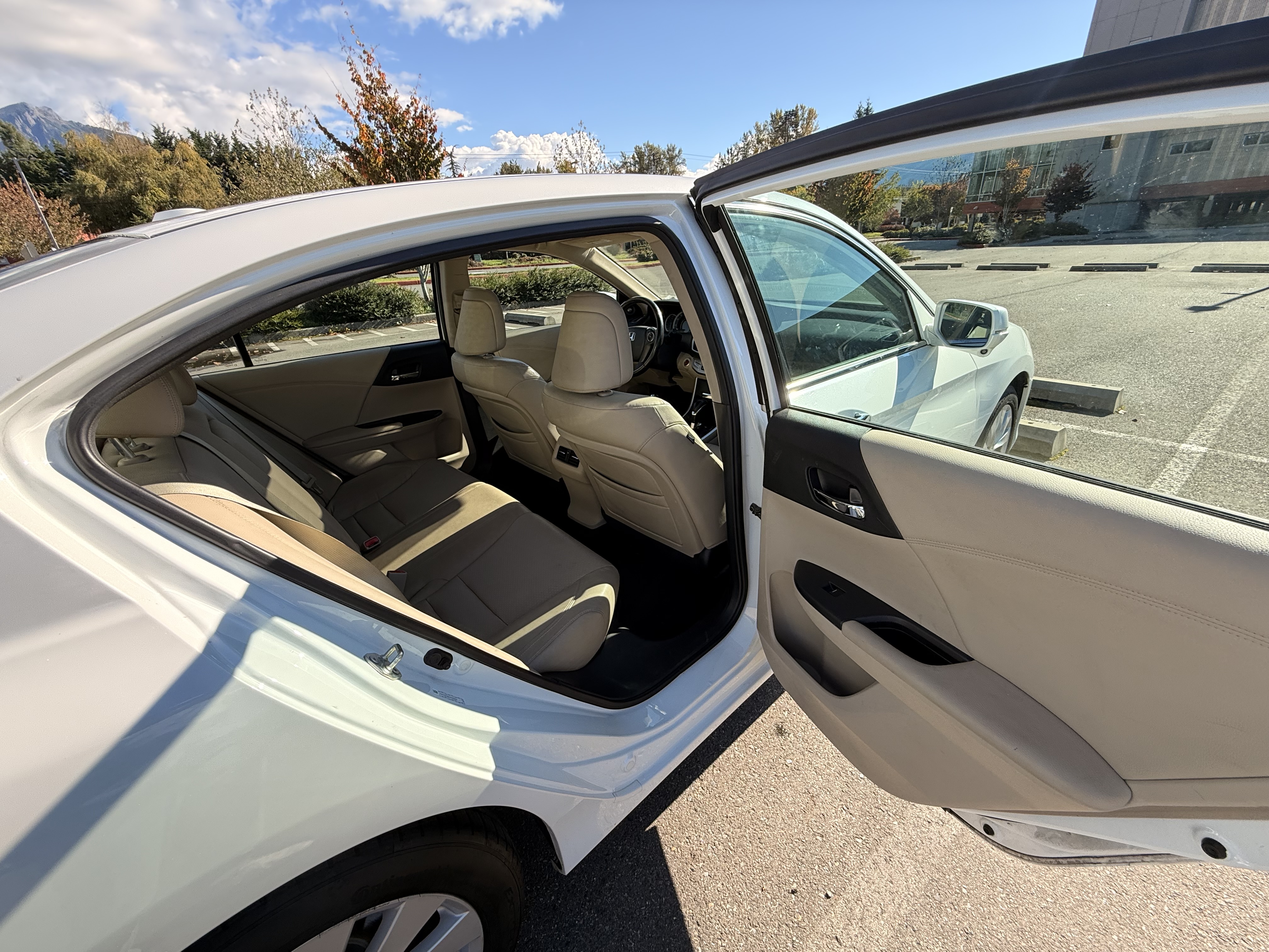 Used 2014 Honda Accord EX-L image 15