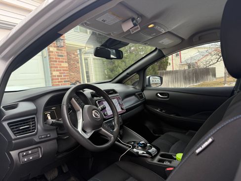 Used 2024 Nissan Leaf SV Plus image 4