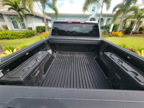 Used 2022 Chevrolet Silverado 1500 LT image 14