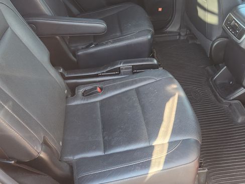 Used 2015 Toyota Highlander Limited Platinum image 10