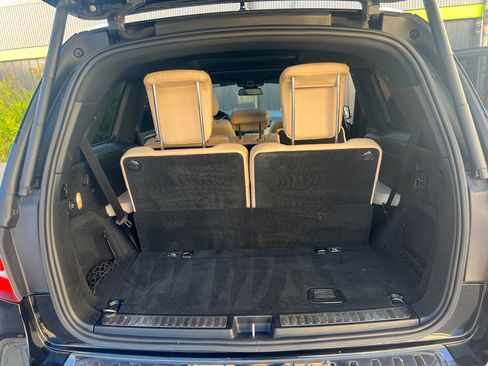 Used 2018 Mercedes-Benz GLS 450 4MATIC image 24