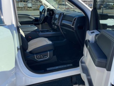 Used 2021 Ford F450 Limited w/ FX4 Off-Road Package image 9