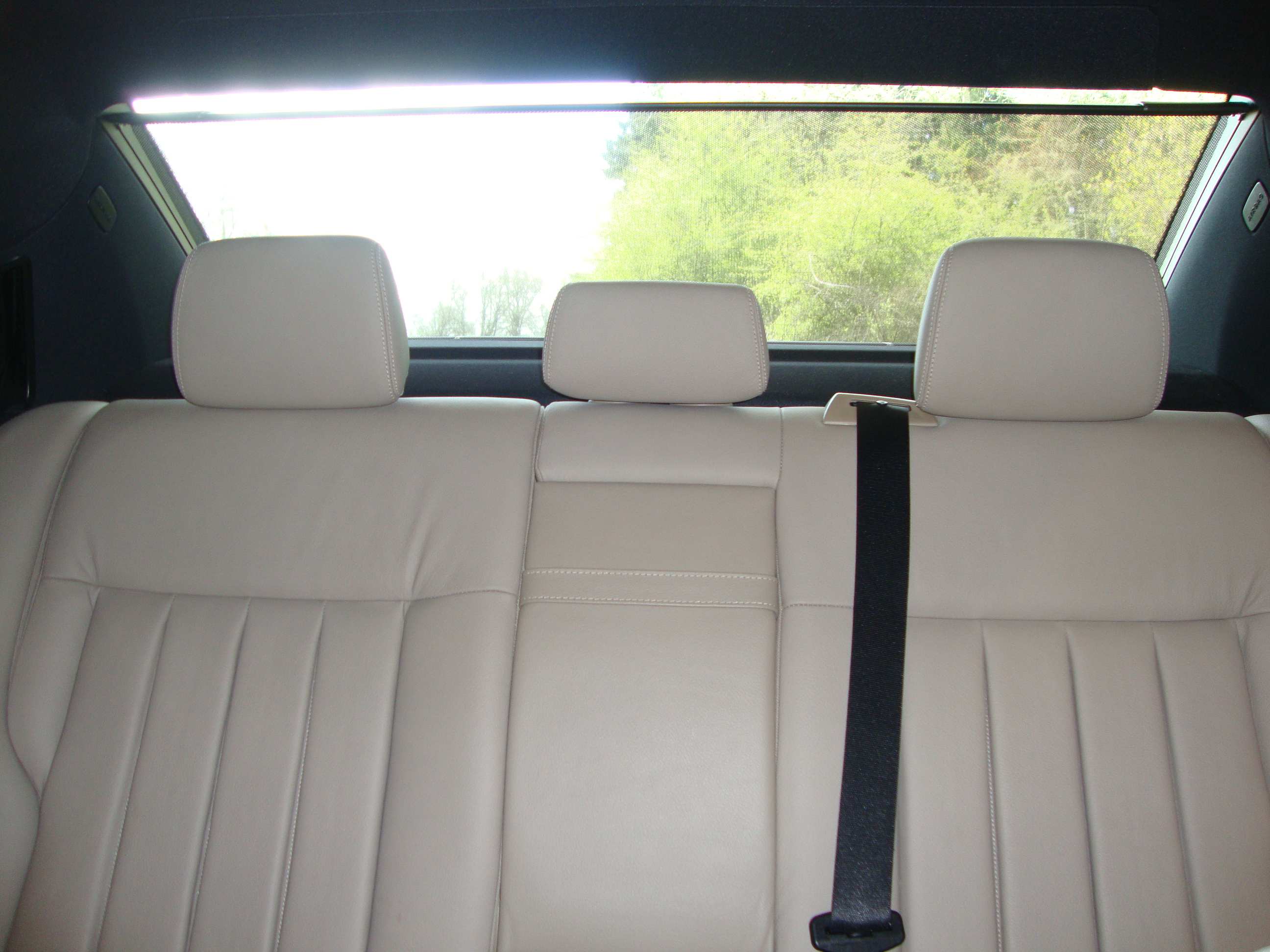 Used 2013 Mercedes-Benz E 350 BlueTEC Sedan image 13