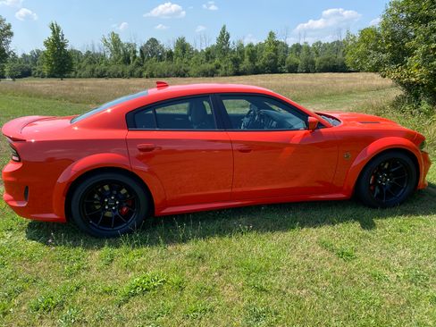 Used 2022 Dodge Charger SRT Hellcat image 9