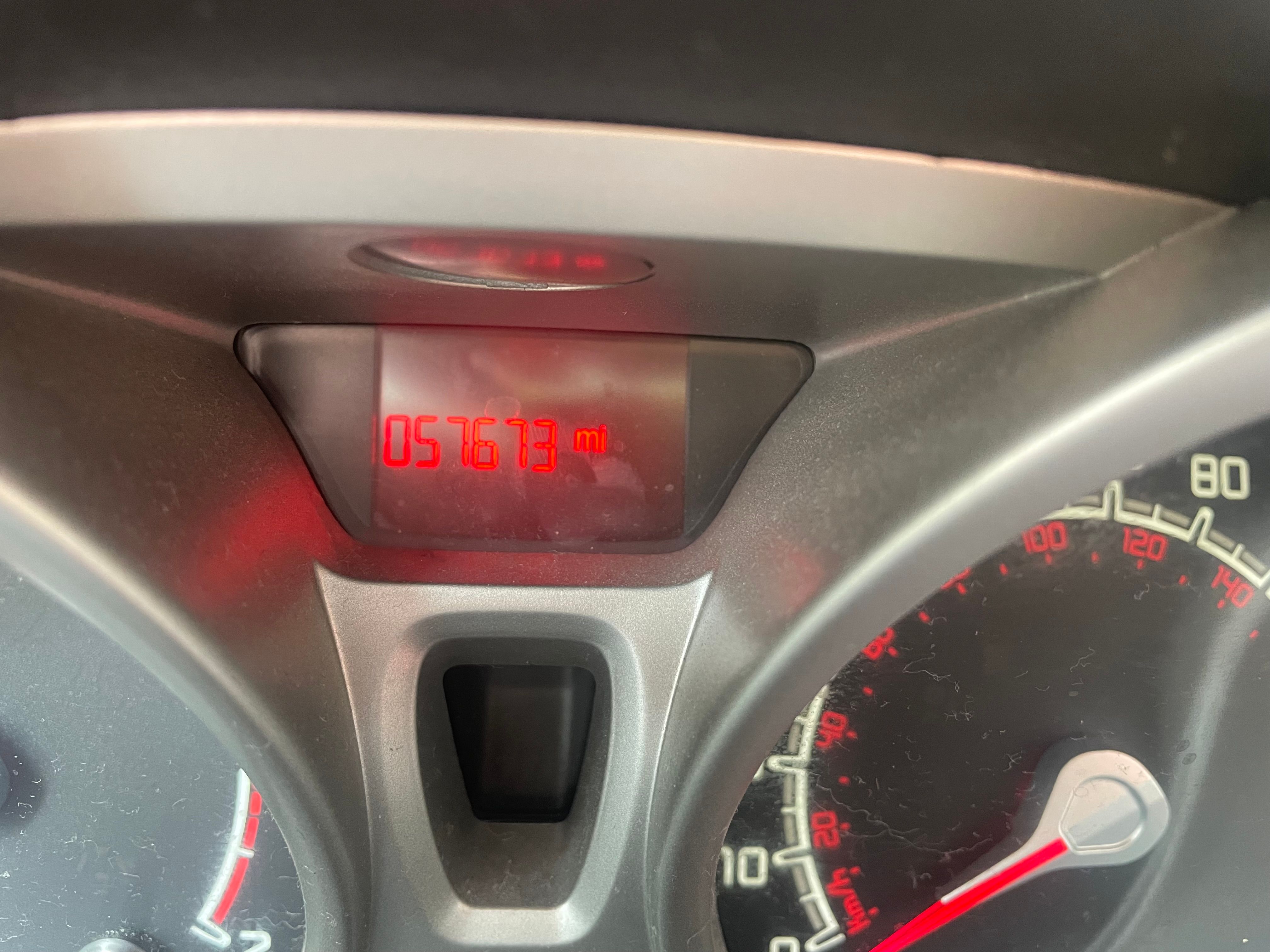 Used 2013 Ford Fiesta SE FWD image 6