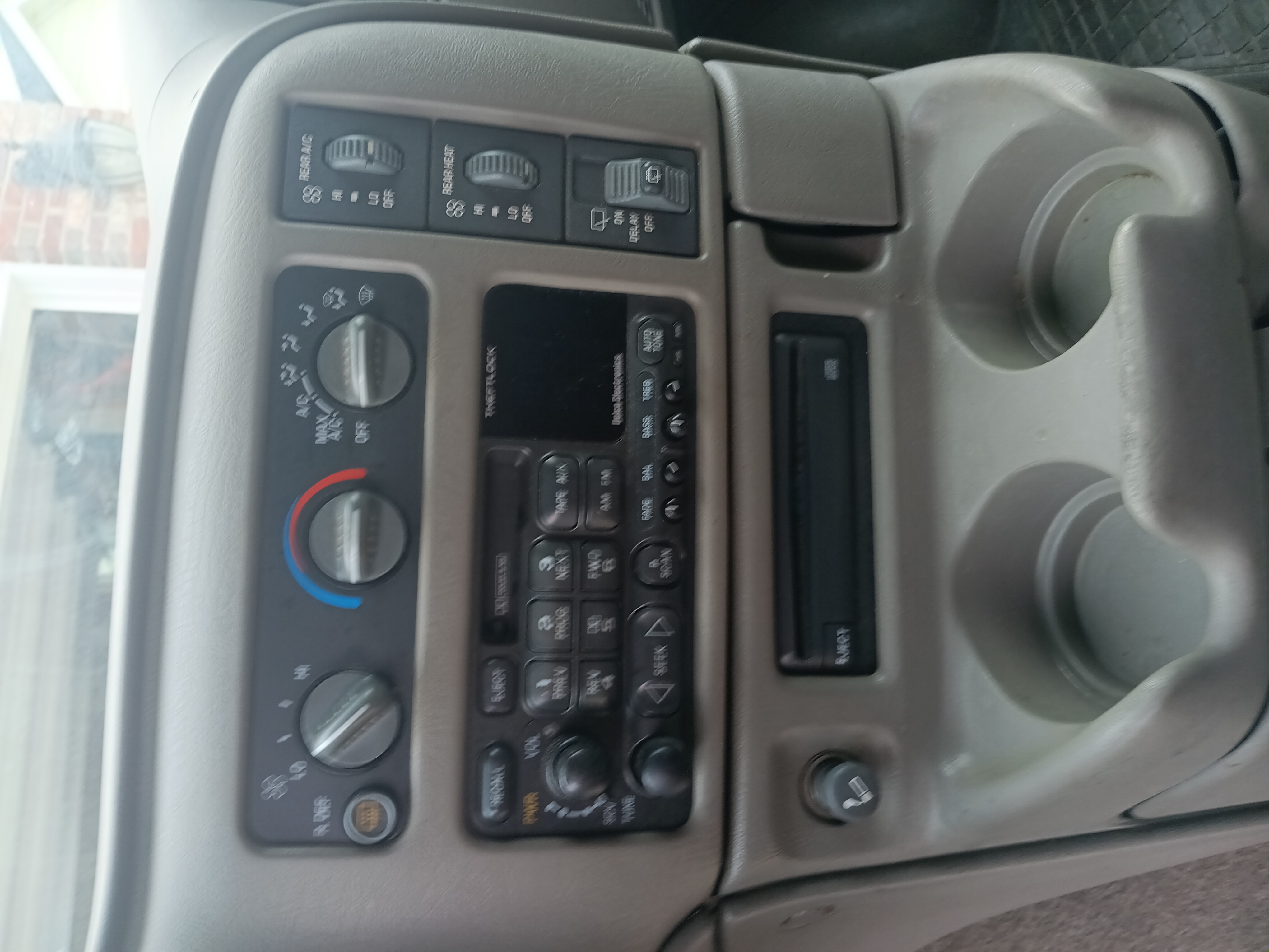 Used 2001 Chevrolet Astro Passenger AWD image 5