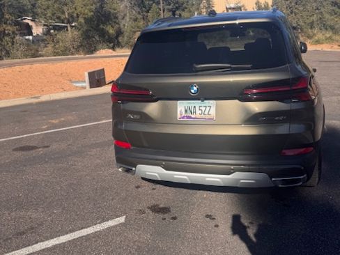 Used 2025 BMW X5 xDrive40i w/ Premium Package image 5