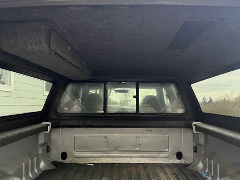 Used 2000 Ford F350 Long Bed image 10