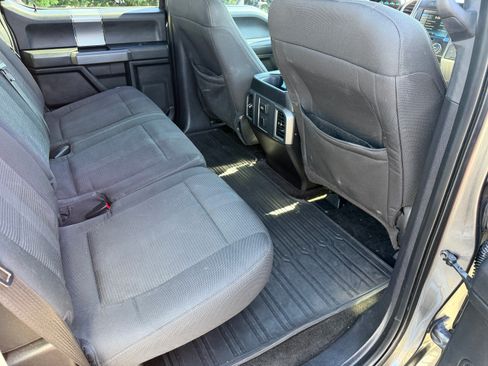 Used 2015 Ford F150 XLT w/ Equipment Group 302A Luxury AWD/4WD image 8