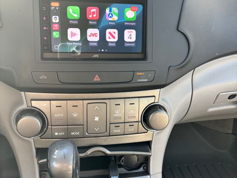 Used 2008 Toyota Highlander Sport image 9