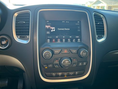 Used 2019 Dodge Durango SXT image 21