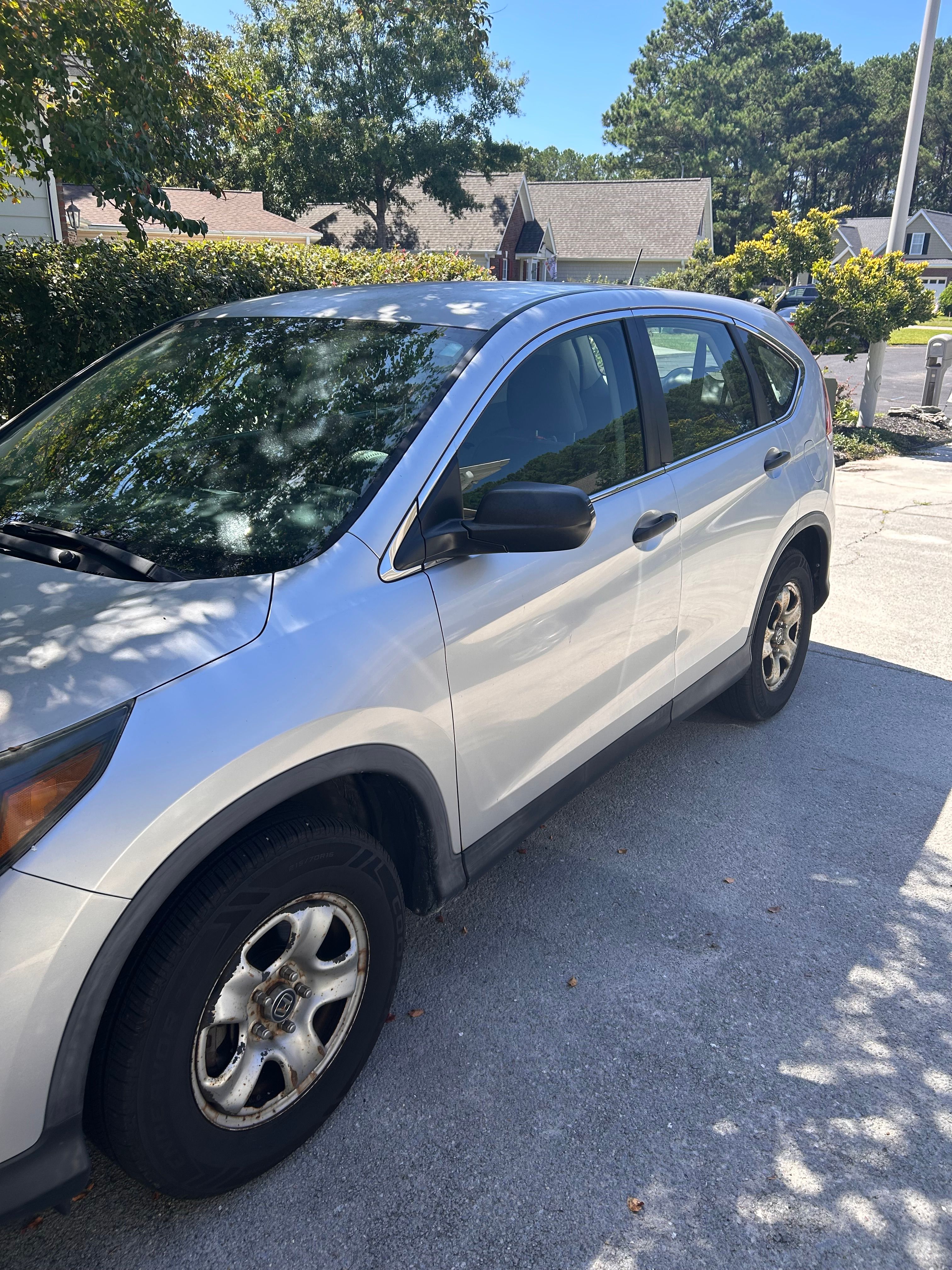 Used 2013 Honda CR-V LX image 2