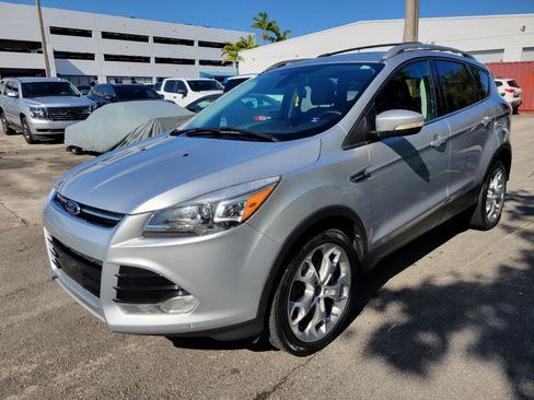 Used 2014 Ford Escape Titanium w/ Equipment Group 401A image 16
