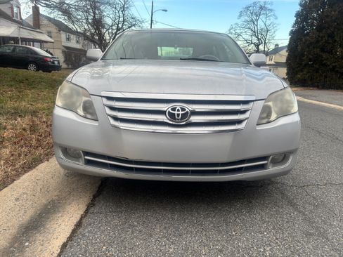 Used 2007 Toyota Avalon XLS image 4