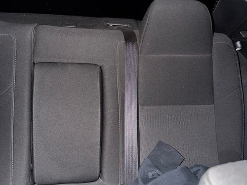 Used 2015 Dodge Challenger R/T Scat Pack w/ Scat Pack Appearance Package image 16