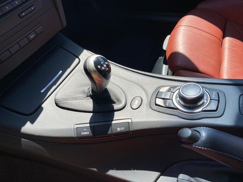 Used 2013 BMW M3 Convertible image 24