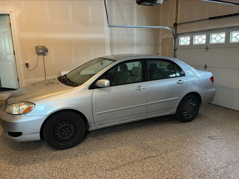 Used 2007 Toyota Corolla LE image 4