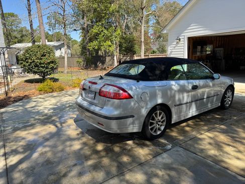 Used 2005 Saab 9-3 Arc FWD image 13
