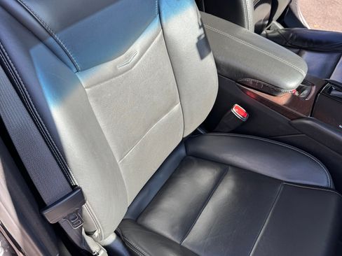 Used 2019 Cadillac XTS Luxury image 15