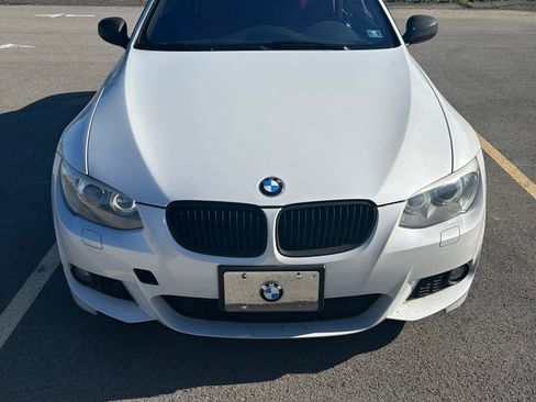 Used 2011 BMW 335i Convertible RWD image 8