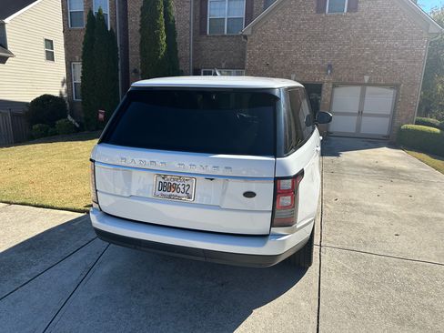 Used 2017 Land Rover Range Rover image 6