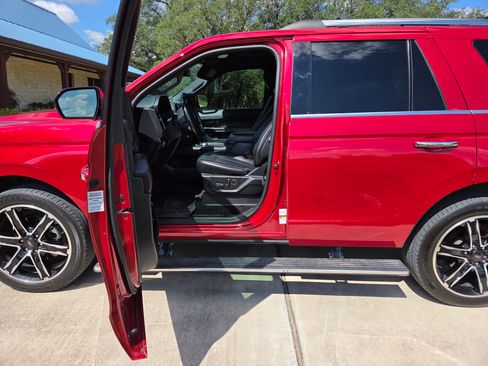 Used 2020 Ford Expedition Limited w/ Texas Edition Package image 5