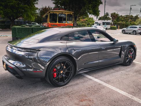 Used 2025 Porsche Taycan GTS image 5