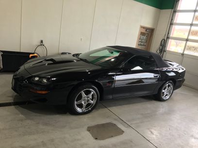 Used 2001 Chevrolet Camaro Z28 w/ SS Performance/Appearance Pkg