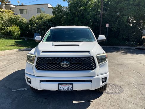 Used 2018 Toyota Tundra SR5 image 2