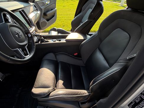 Used 2019 Volvo S60 T6 R-Design AWD/4WD image 5