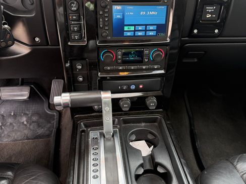 Used 2007 HUMMER H2 SUT w/ Special Edition AWD/4WD image 13