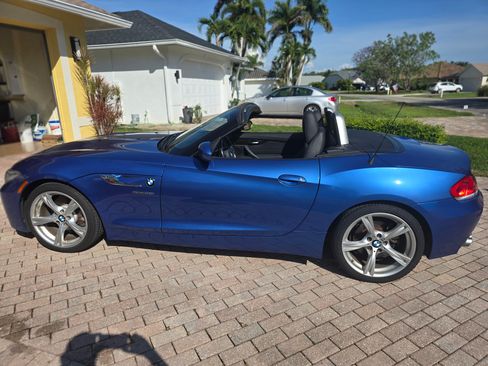 Used 2016 BMW Z4 sDrive28i RWD image 4