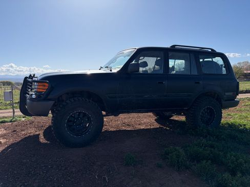 Used 1997 Toyota Land Cruiser AWD/4WD image 4