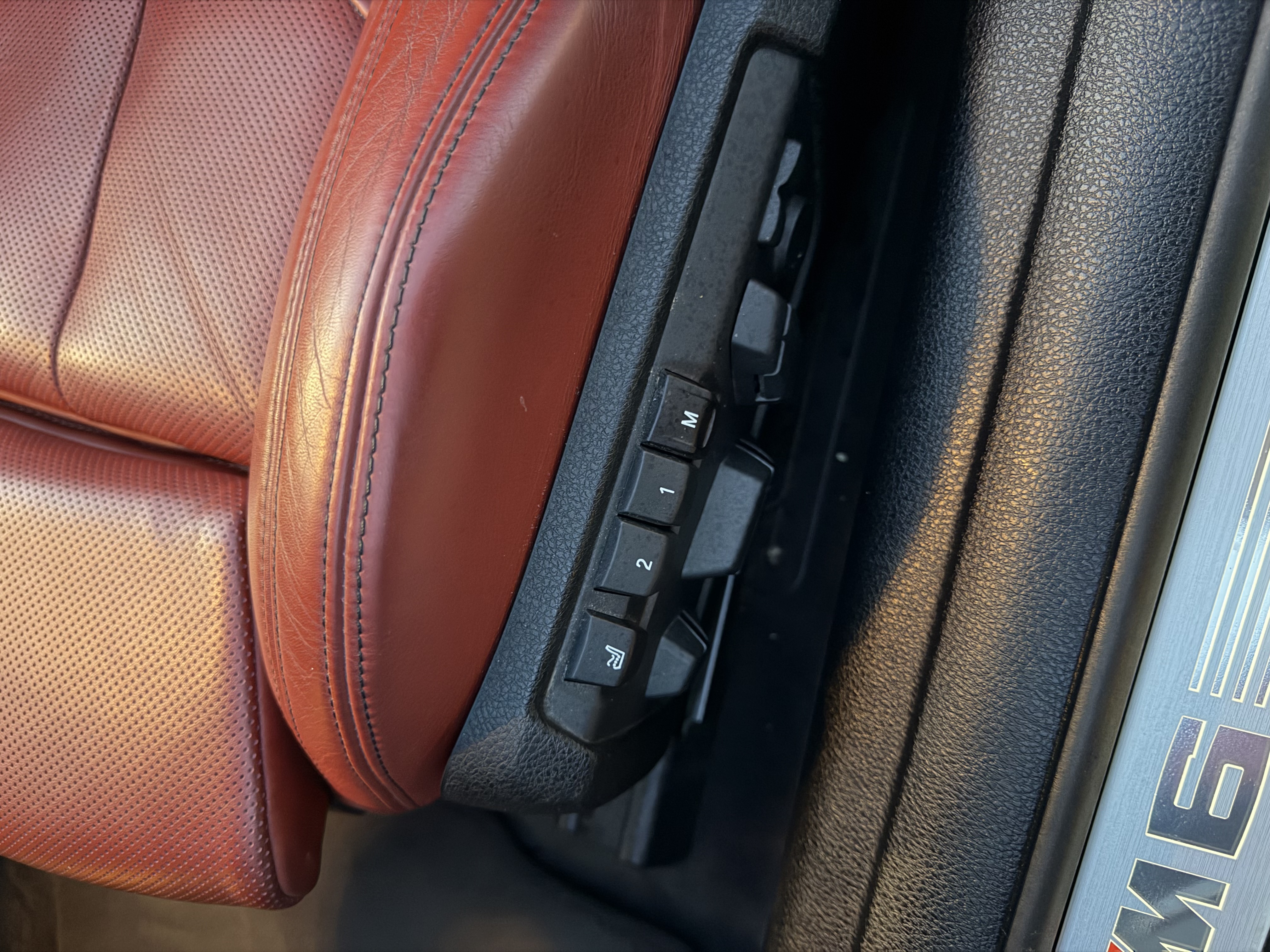Used 2014 BMW M6 Convertible RWD image 15