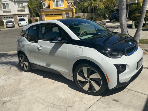 Used 2016 BMW i3 w/ Range Extender image 13