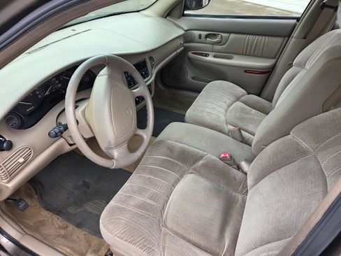 Used 2003 Buick Century Custom image 8