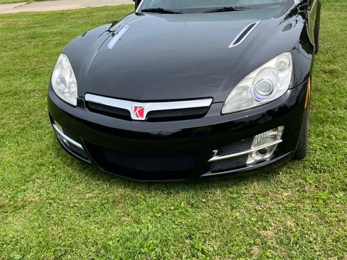 Used 2009 Saturn Sky w/ Premium Trim Package image 4