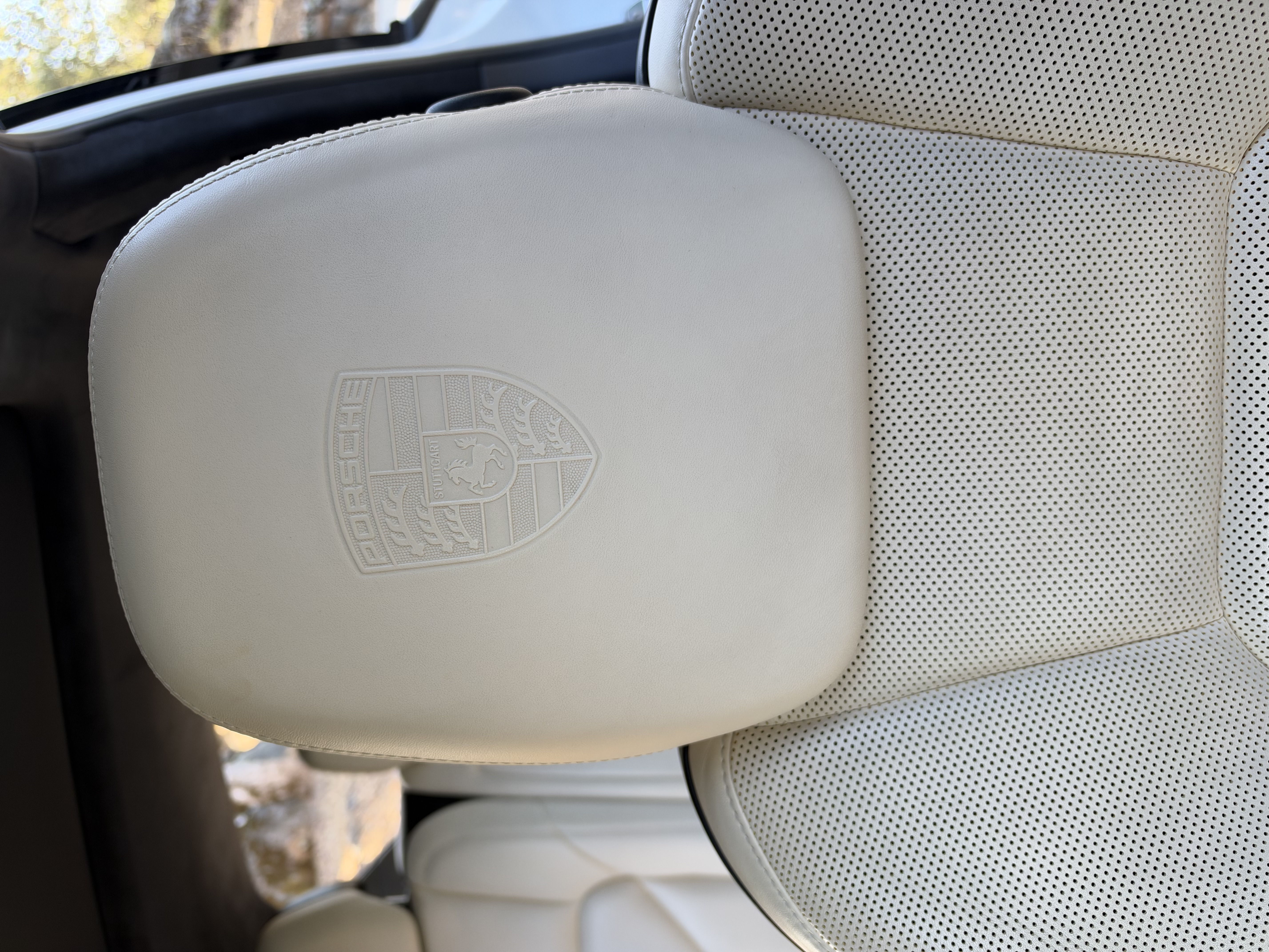 Used 2018 Porsche Cayenne AWD/4WD image 32