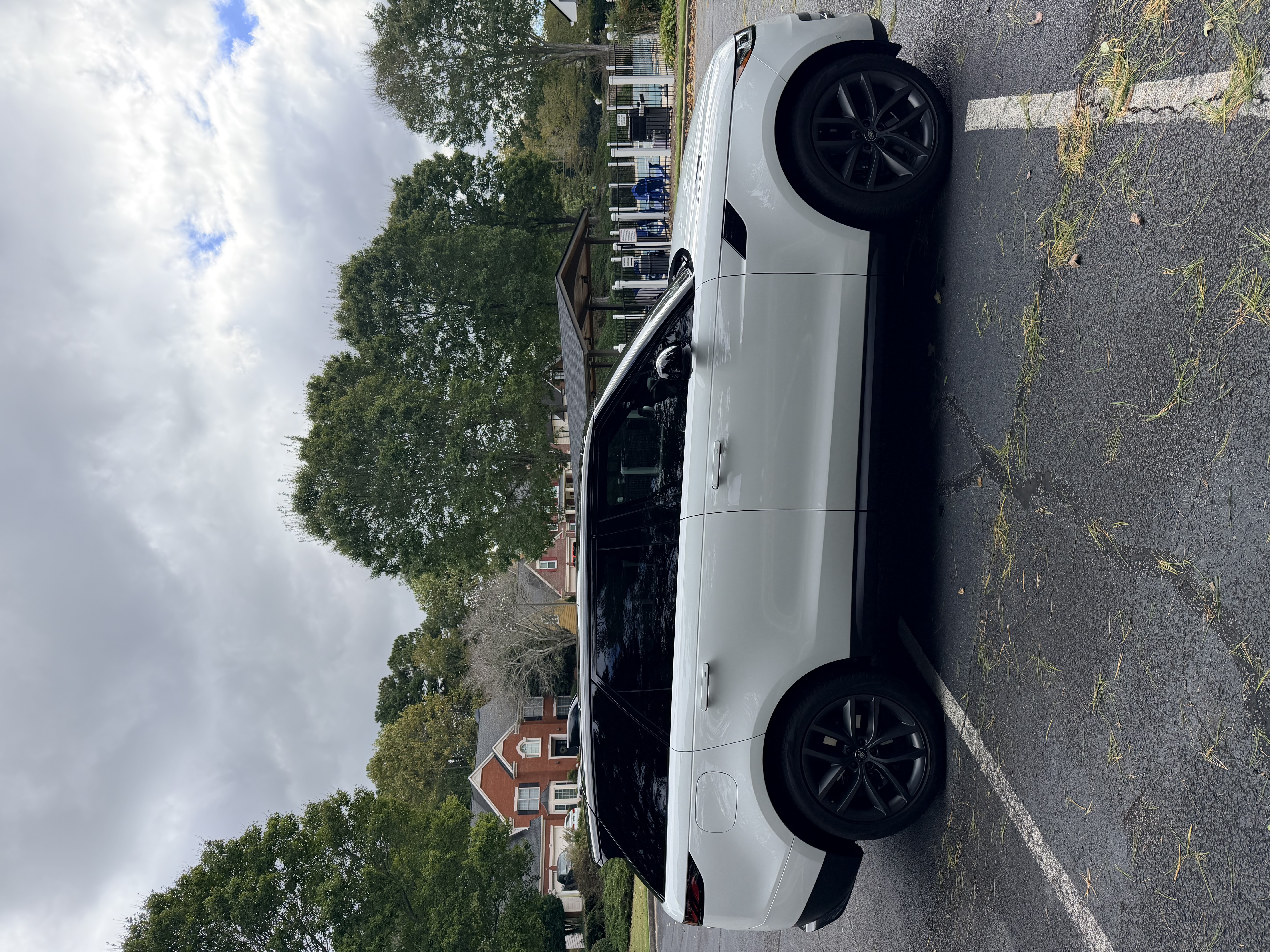 Used 2023 Land Rover Range Rover Sport SE AWD/4WD image 6